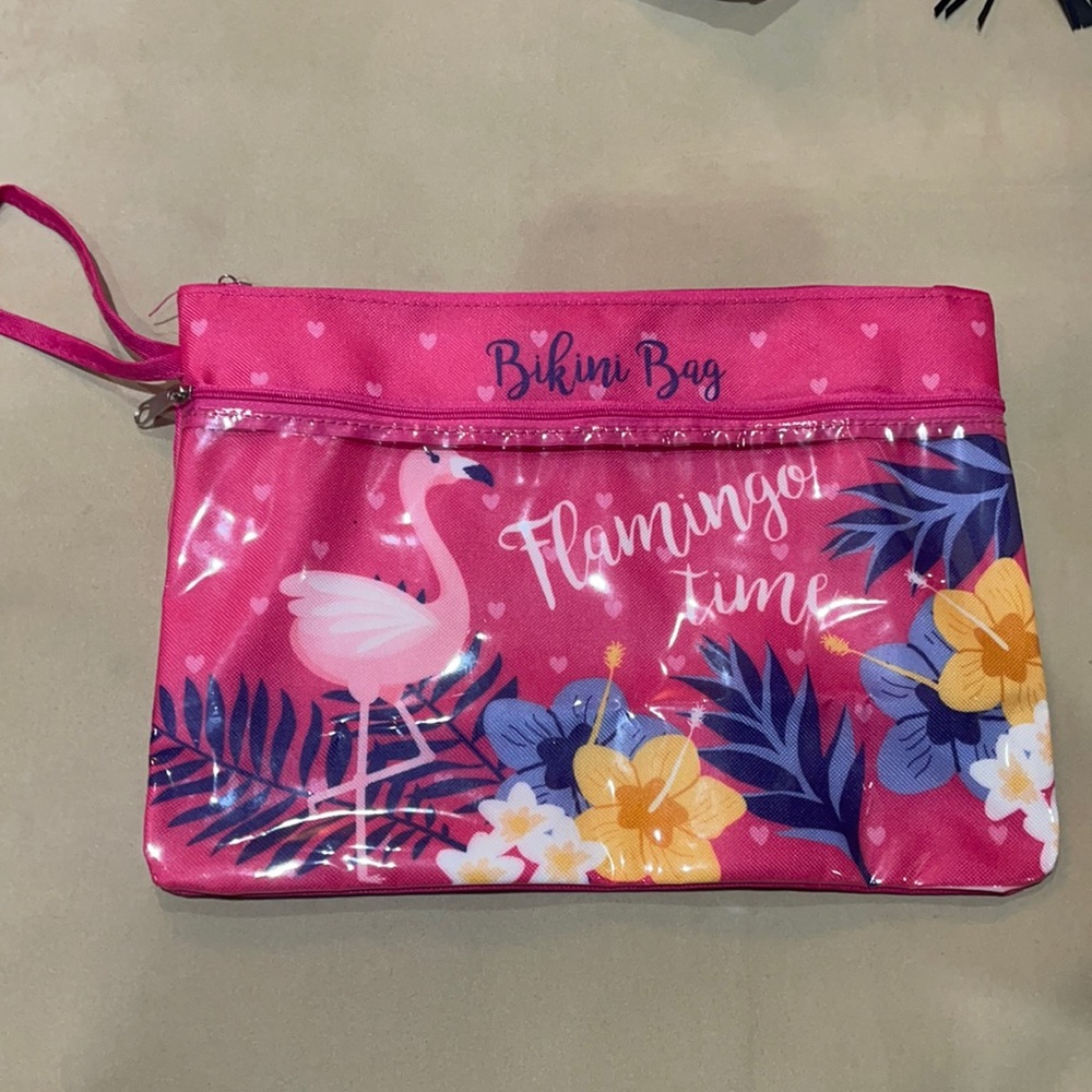 Hand strap beach bag